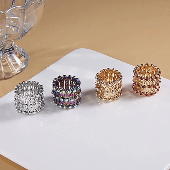 New Rhinestone ‘Ring to Bracelet’ Multipurpose Jewelry \ Transforming Ring - Picture 13 of 16